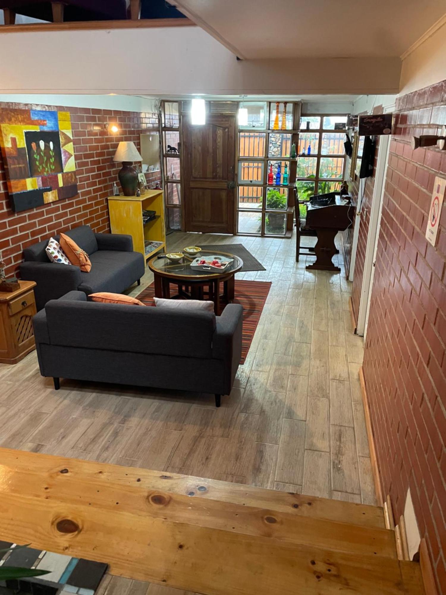 Hostal Napoli Вальпараисо Экстерьер фото